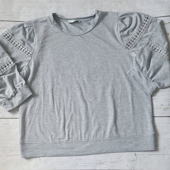 RO & DE Gray Lace 3/4 Sleeve Sweater Size Large - Picture 1 of 7